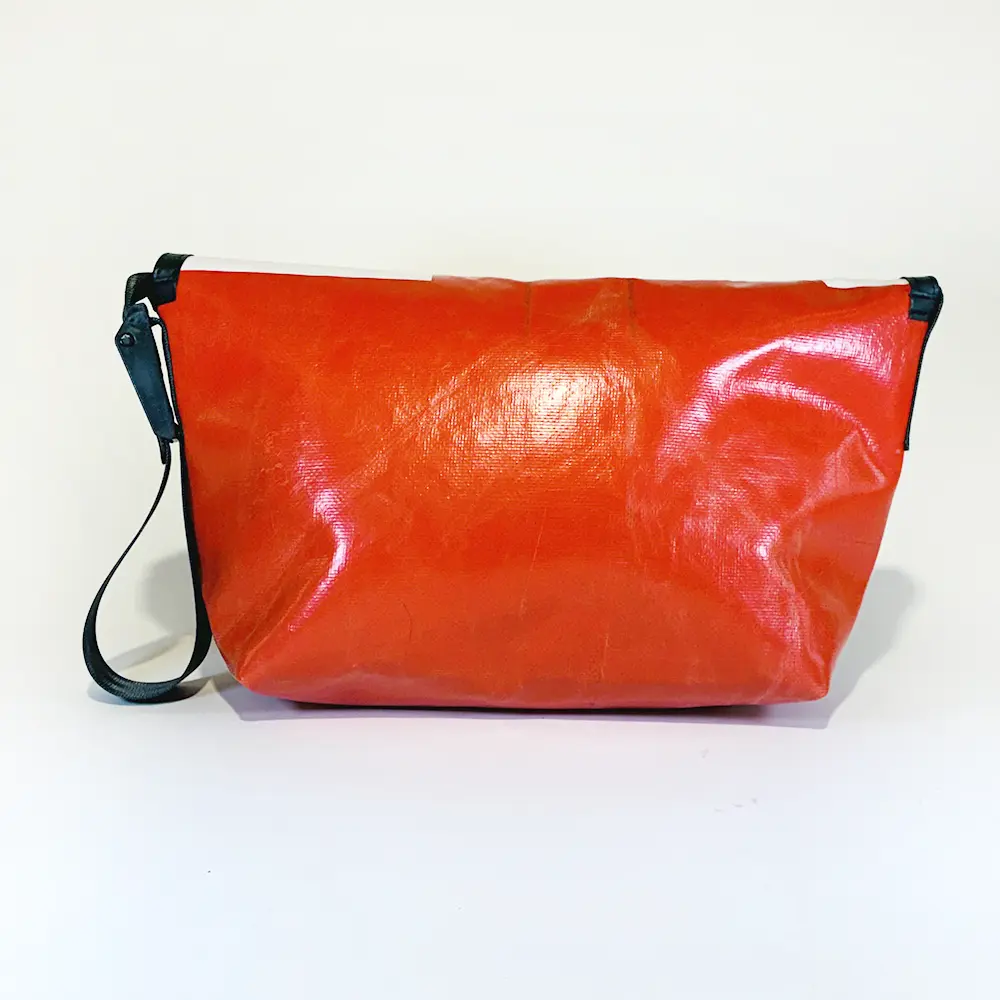 LOKET - FREITAG - F42 SURFSIDE 6 red