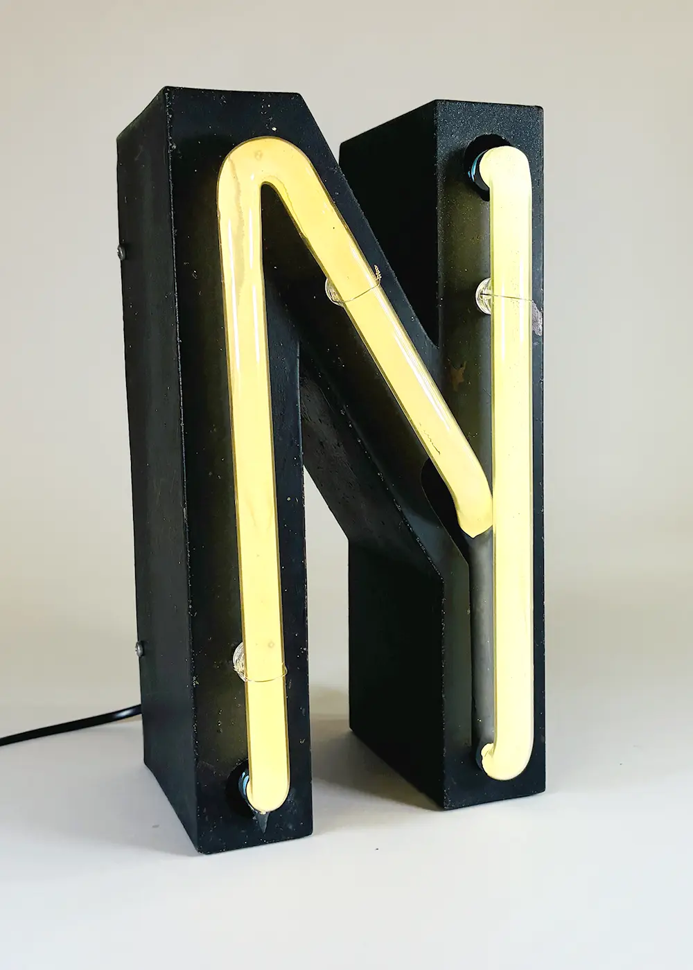 LOKET - Vintage - Neon N