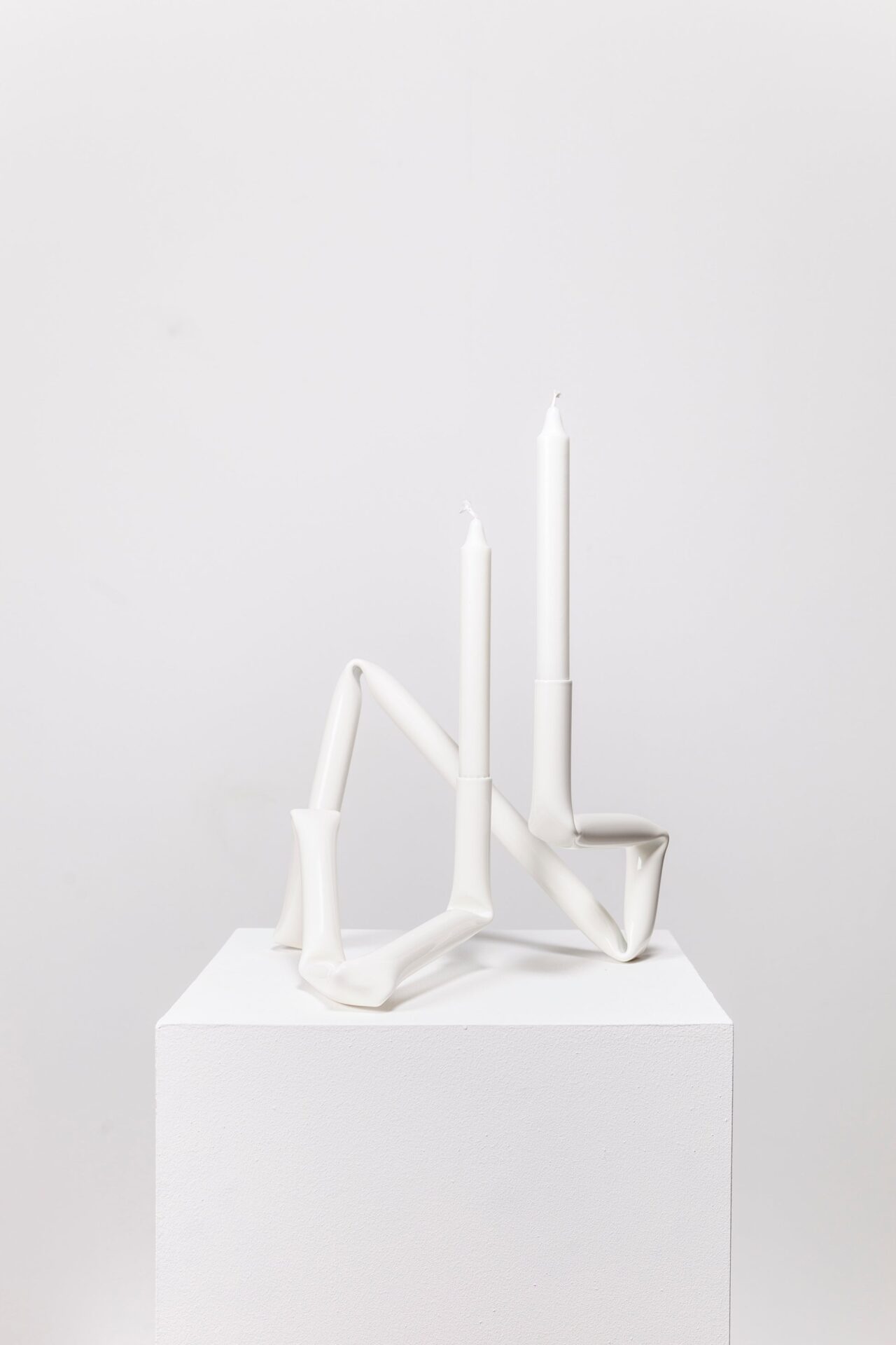 LOKET - OAT studio - Bucatini candle holder white