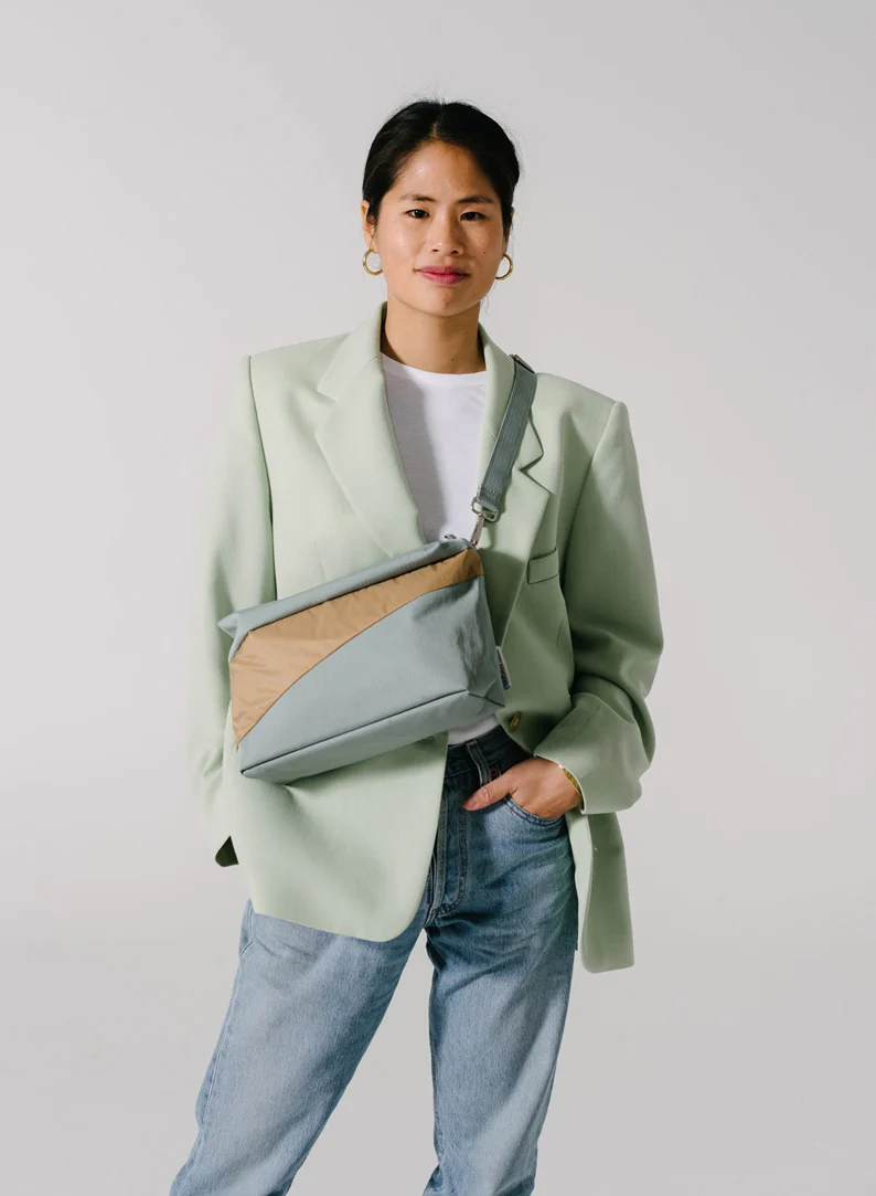 LOKET - Susan Bijl - The new bum bag medium